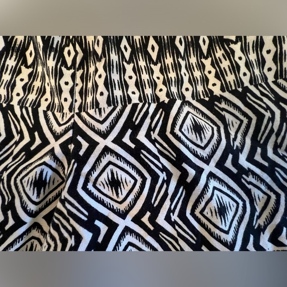 J CREW TROPEZ SHORTS. BLACK AND WHITE. SIZE 10 - Picture 5 of 5